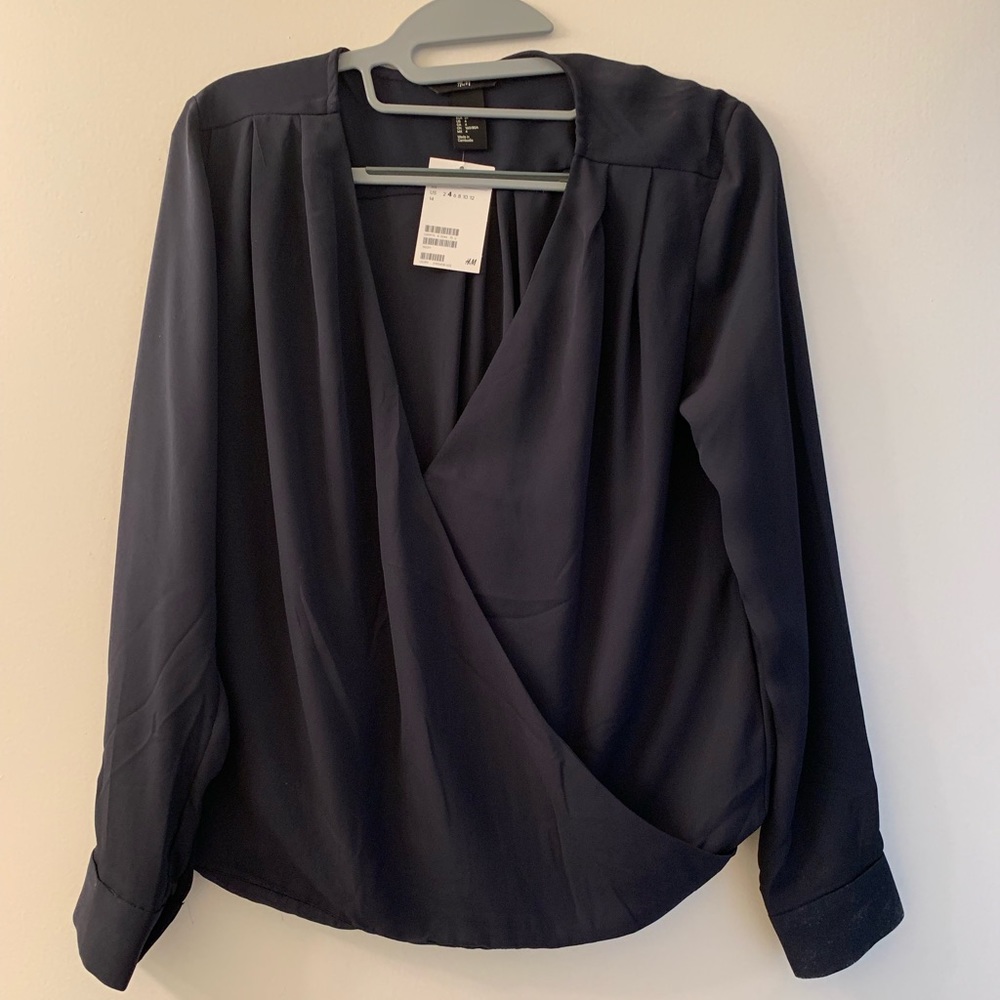 NWT FAUX WRAP NAVY BLOUSE FROM H&M